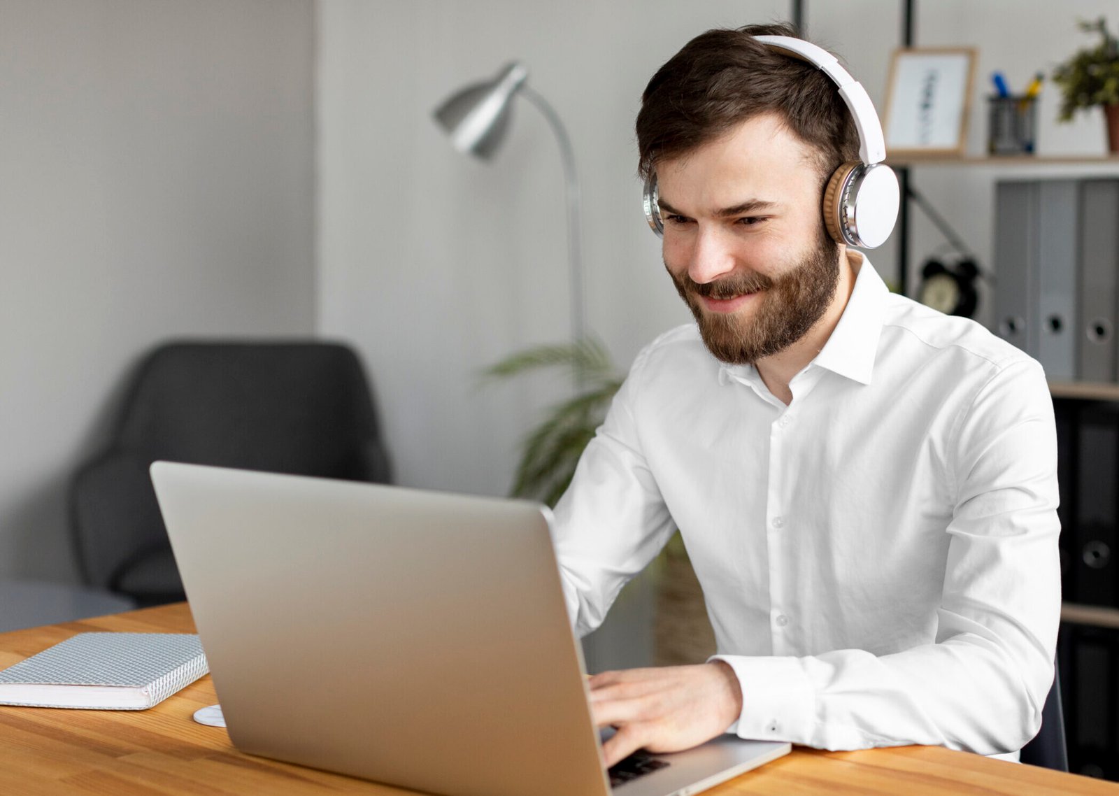 Virtual Assistant Scaled E1787049871546